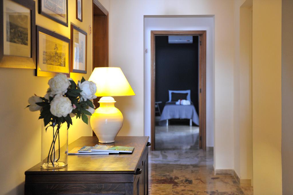 Lu Puzzu Luengu B&B Leverano Exterior foto